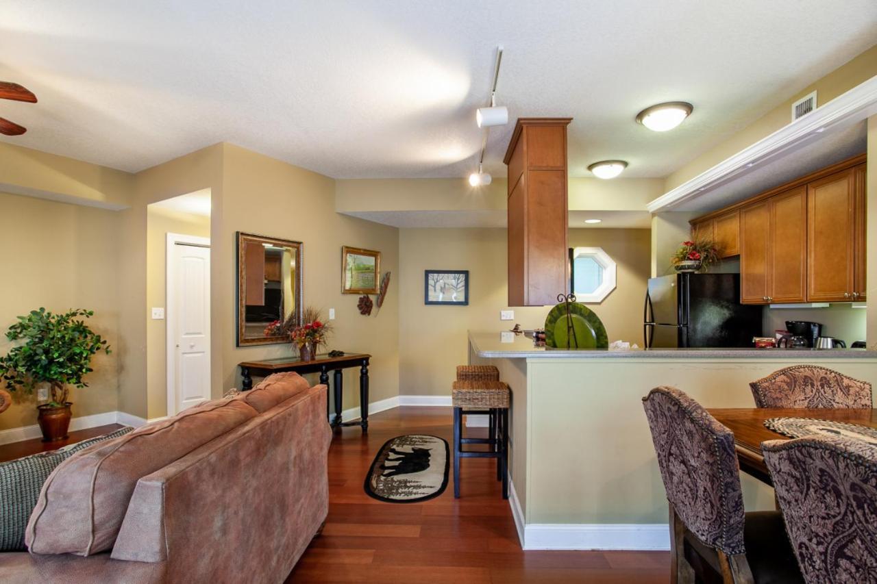 Convenient Gatlinburg Condo Exterior photo