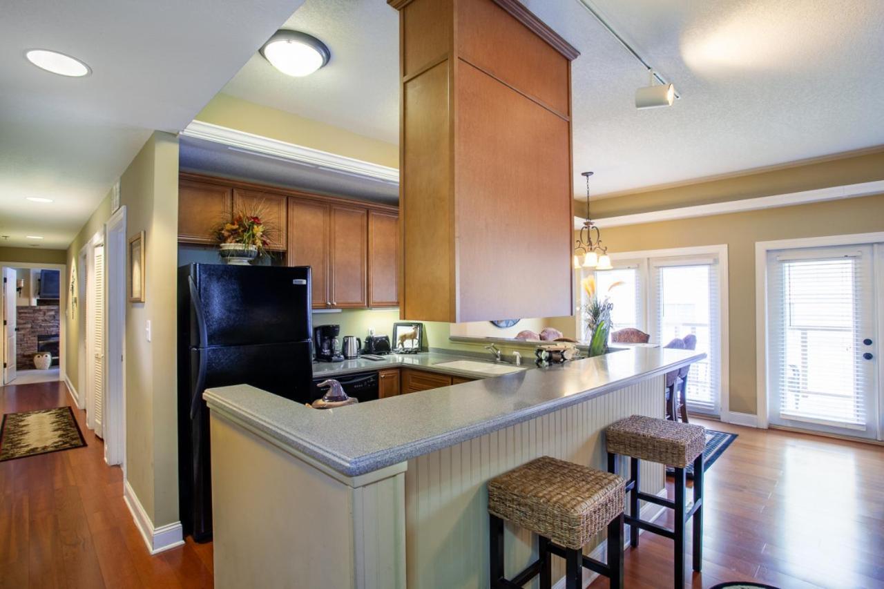 Convenient Gatlinburg Condo Exterior photo